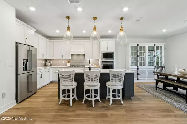 442 HAWTHORN PARK CIR, Yulee, FL 32097