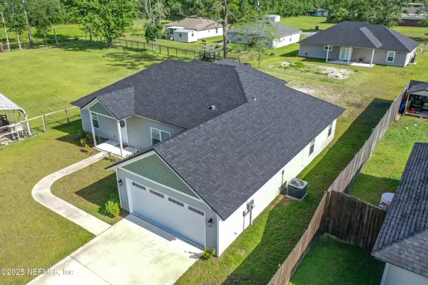 Jacksonville, FL 32220,9413 ALMA ST