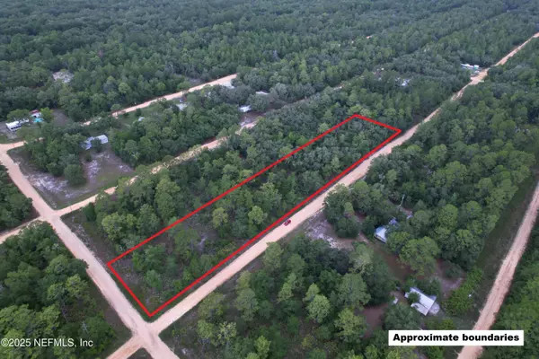 000 CREAGER AVE, Interlachen, FL 32148