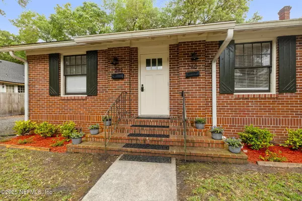 240 E 6TH ST, Jacksonville, FL 32206