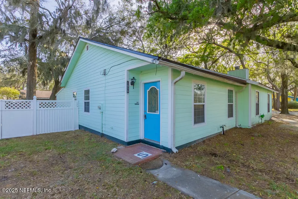 Jacksonville, FL 32233,1050 ASSISI LN