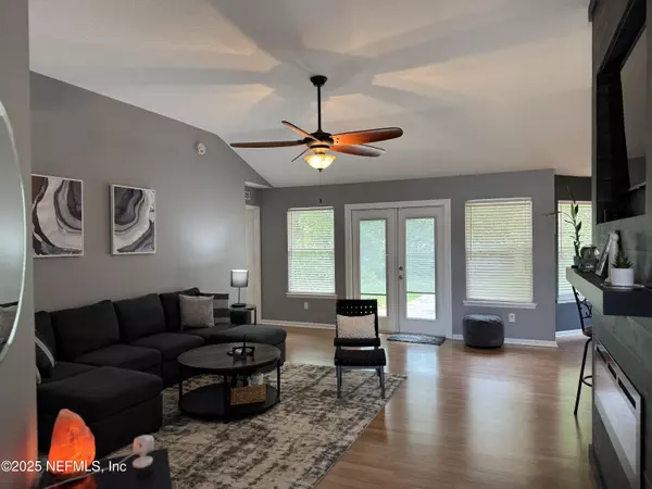 Jacksonville, FL 32222,10481 INNISBROOK DR
