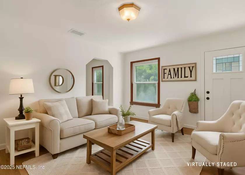 8949 8TH AVE, Jacksonville, FL 32208