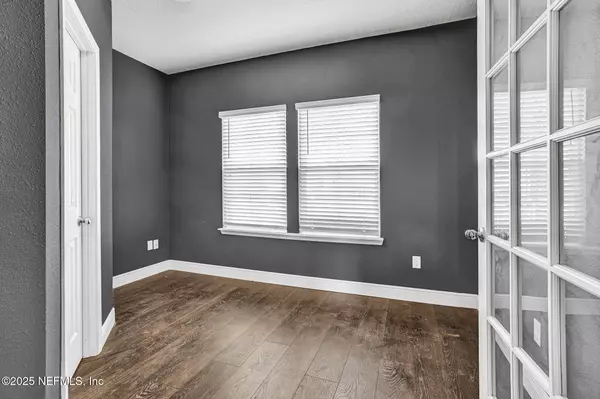 Jacksonville, FL 32211,1573 MATHEWS MANOR DR