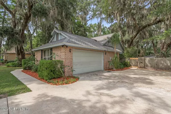 Jacksonville, FL 32226,15221 LANDMARK CIR N