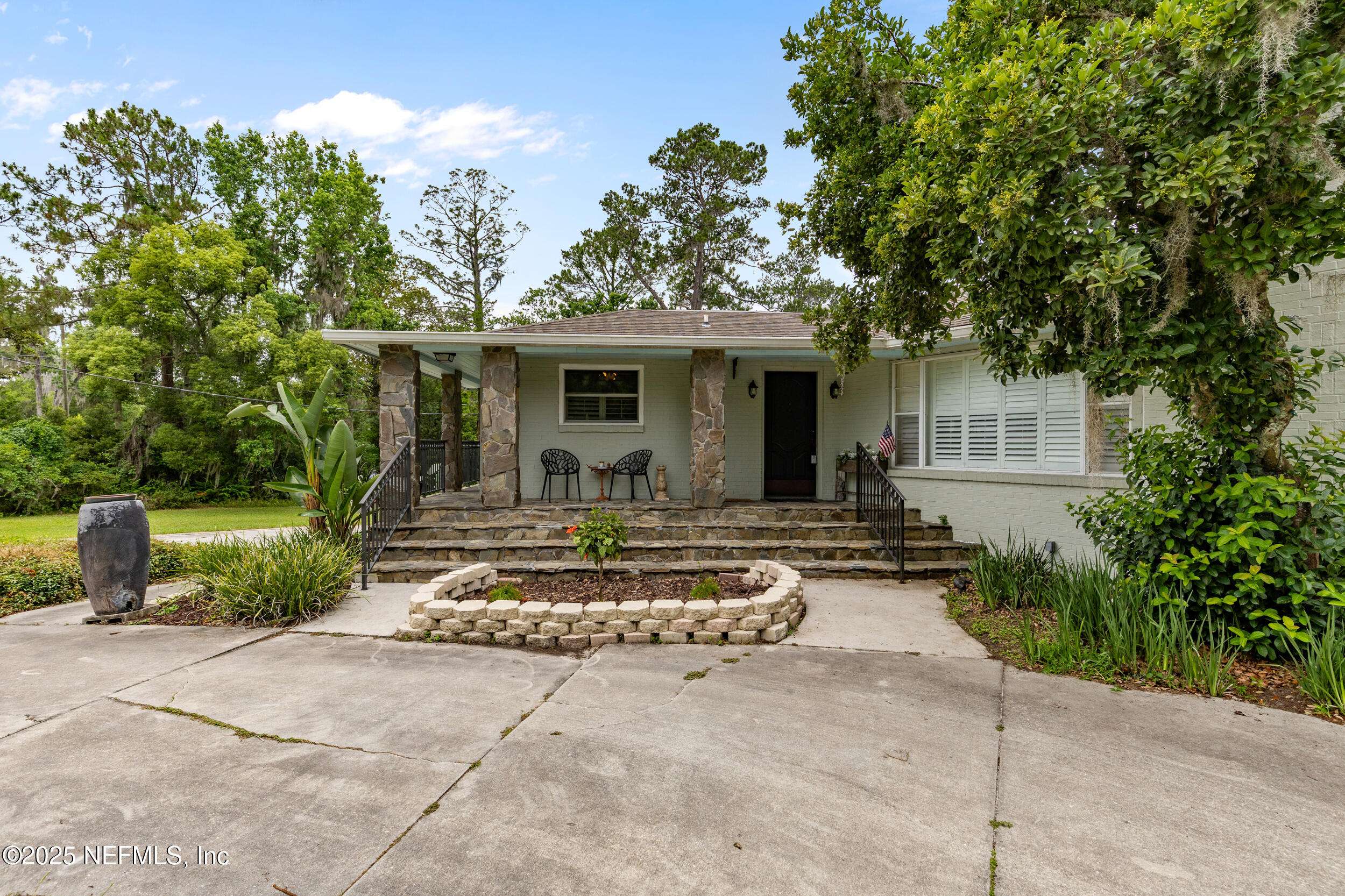Lake City, FL 32025,449 SW MONTGOMERY DR