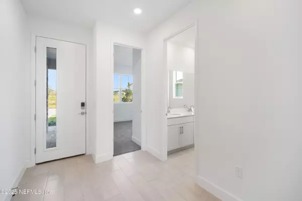 Weeki Wachee, FL 34613,9275 PLAYERS DR