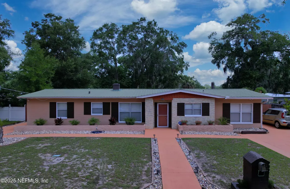 Palatka, FL 32177,2608 GILLIS ST