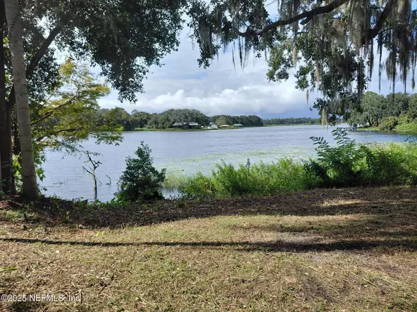 Crescent City, FL 32112,232 S MAIN ST