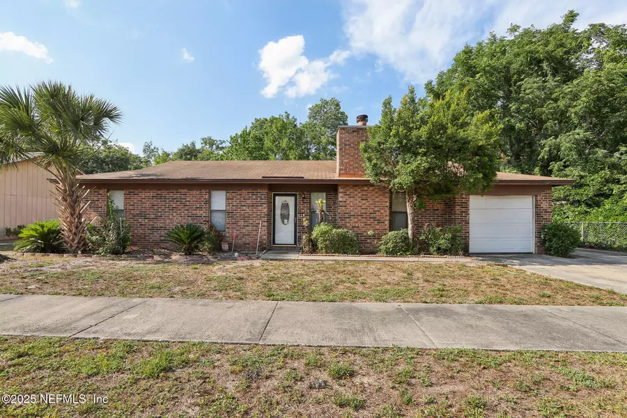 1247 TURTLE CREEK DR N, Jacksonville, FL 32218