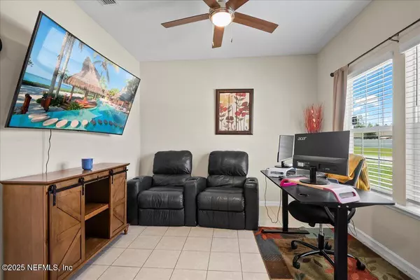 Jacksonville, FL 32218,5633 KELLAR CIR