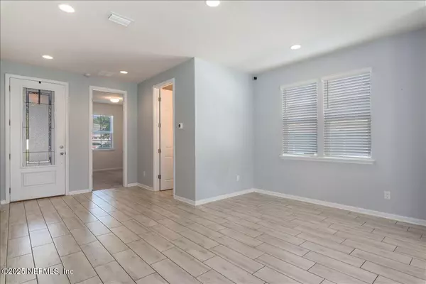Jacksonville, FL 32222,6377 BLAKELY DR