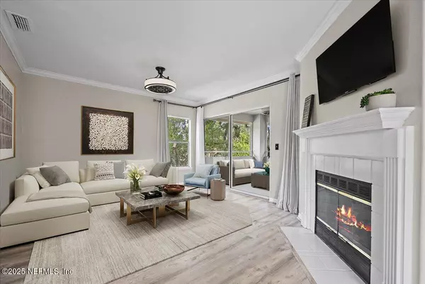 Jacksonville Beach, FL 32250,1800 THE GREENS WAY #406