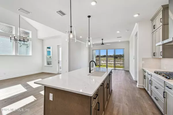 Jacksonville, FL 32224,5748 CANOPY ROW ST