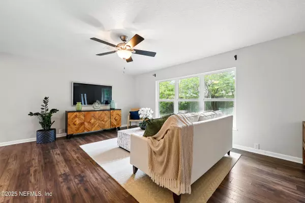 Jacksonville, FL 32217,3722 POINT PLEASANT RD