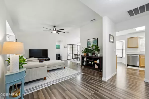 Daytona Beach, FL 32119,112 KINGS POINT CT