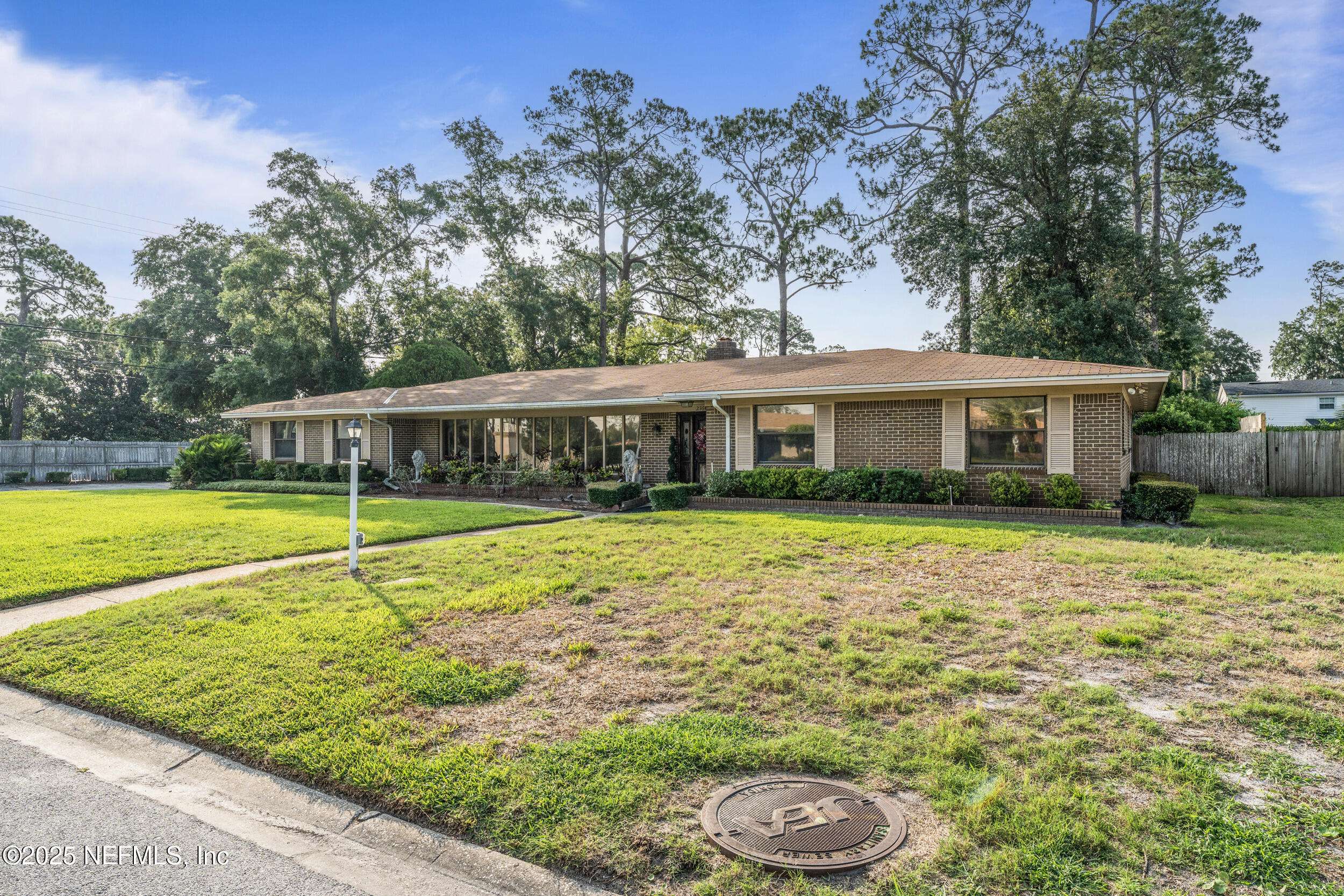 Jacksonville, FL 32217,2364 SMULLIAN TRL S