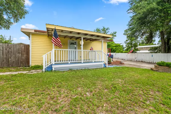 7825 RAMONA BLVD W, Jacksonville, FL 32221