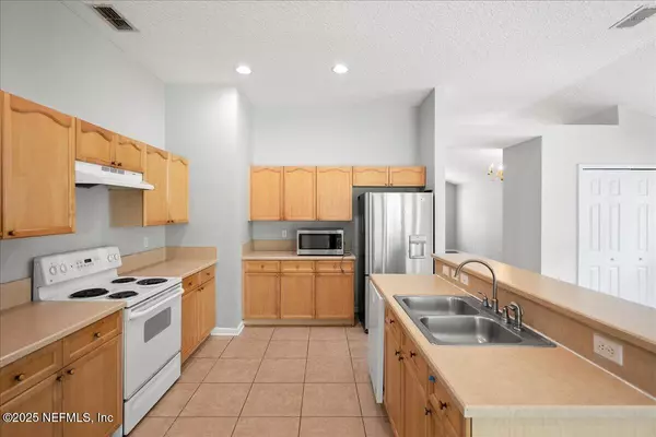 Jacksonville, FL 32226,3355 IVYBRIDGE CT