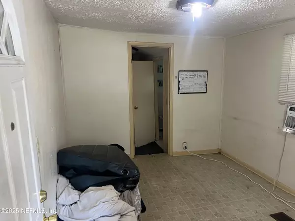 Jacksonville, FL 32209,1551 W 32ND ST