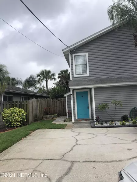 659 LOWER 8TH AVE S, Jacksonville Beach, FL 32250
