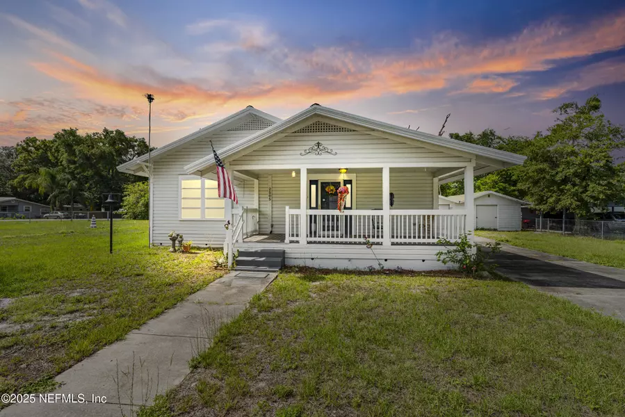 2505 STATE ST, Palatka, FL 32177