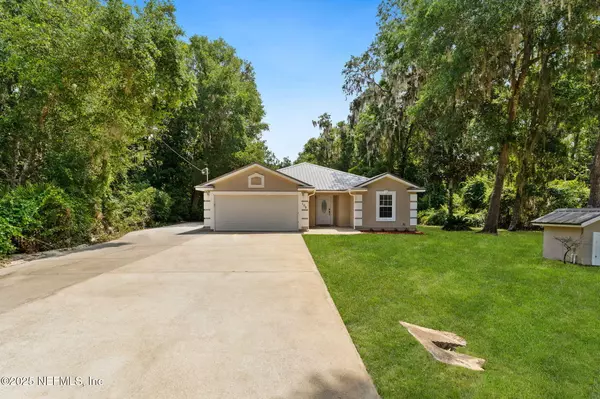 Satsuma, FL 32189,108 OAKWOOD RD
