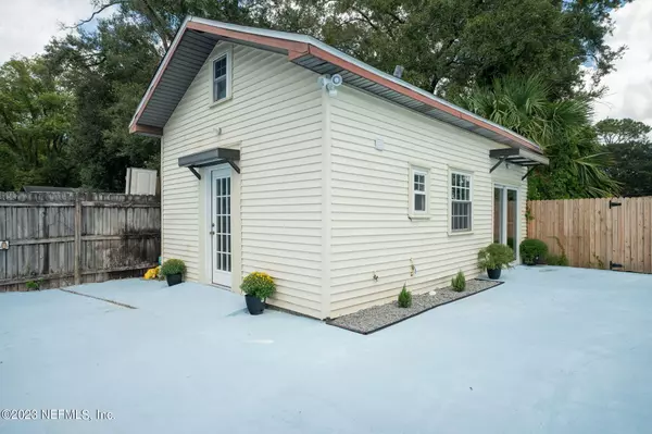 Jacksonville, FL 32216,2761 SACK DR E