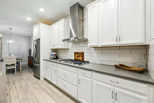 Ponte Vedra, FL 32081,425 UNION HILL DR