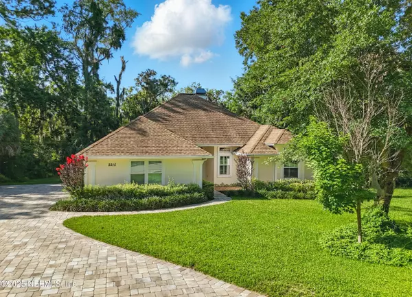 2215 AVIAN PL, Jacksonville, FL 32224
