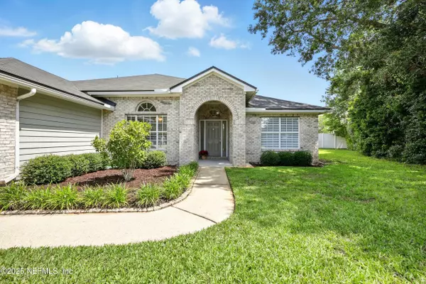 Jacksonville, FL 32244,8019 SABLE CREEK DR E