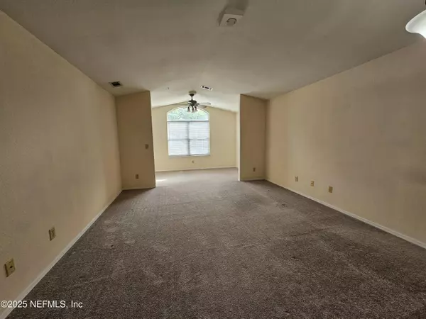 Jacksonville, FL 32224,13810 SUTTON PARK DR N #635