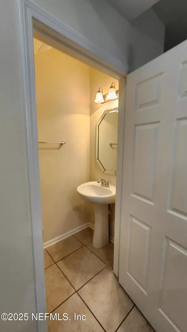 Jacksonville, FL 32246,11344 ESTANCIA VILLA CIR #605