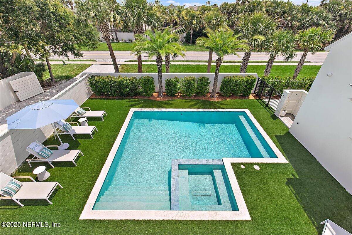 Jacksonville Beach, FL 32250,1 SUMMER CT