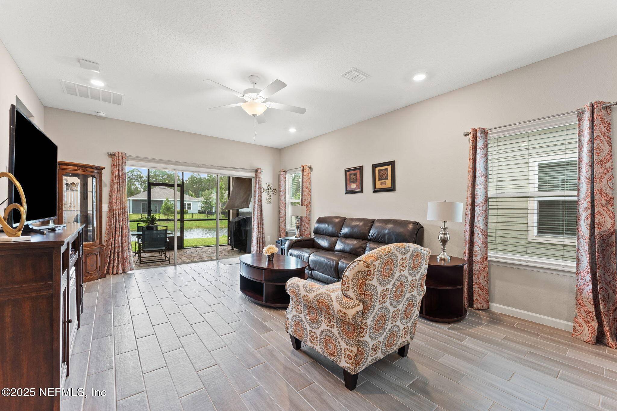 Jacksonville, FL 32222,7379 HILLADALE CREEK LN