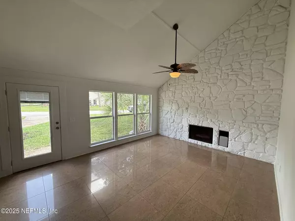 Jacksonville, FL 32246,2406 OAKVIEW DR