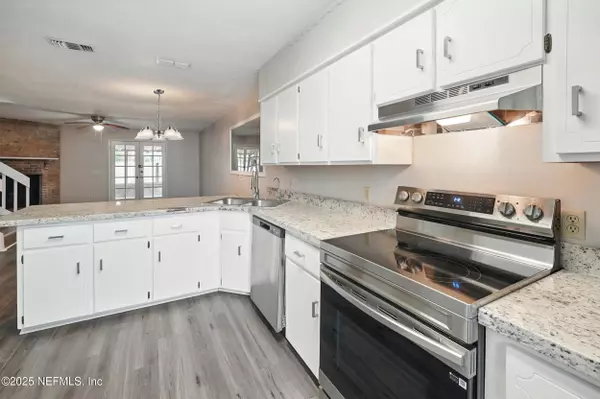 Jacksonville, FL 32257,4312 WINDERGATE DR