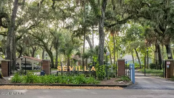1830 SEVILLA BLVD #207, Atlantic Beach, FL 32233