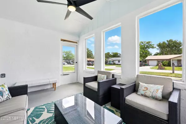 Jacksonville Beach, FL 32250,2734 COLONIES DR