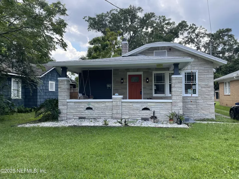 1032 INGLESIDE AVE, Jacksonville, FL 32205