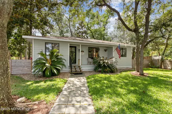 Fernandina Beach, FL 32034,307 S 18TH ST