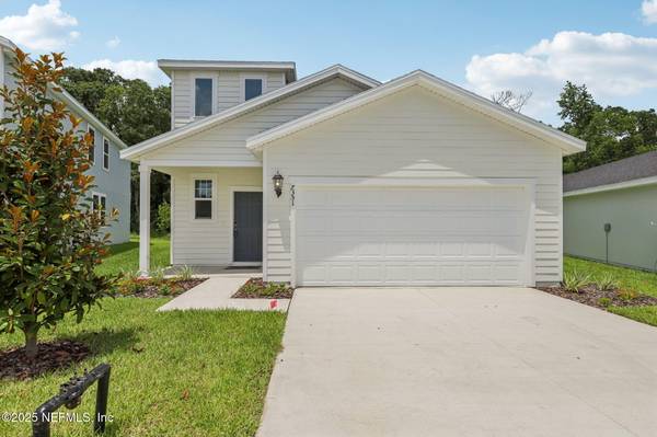 7351 QUEENSGATE CIR, Jacksonville, FL 32219