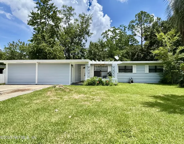 913 LE BRUN DR, Jacksonville, FL 32205