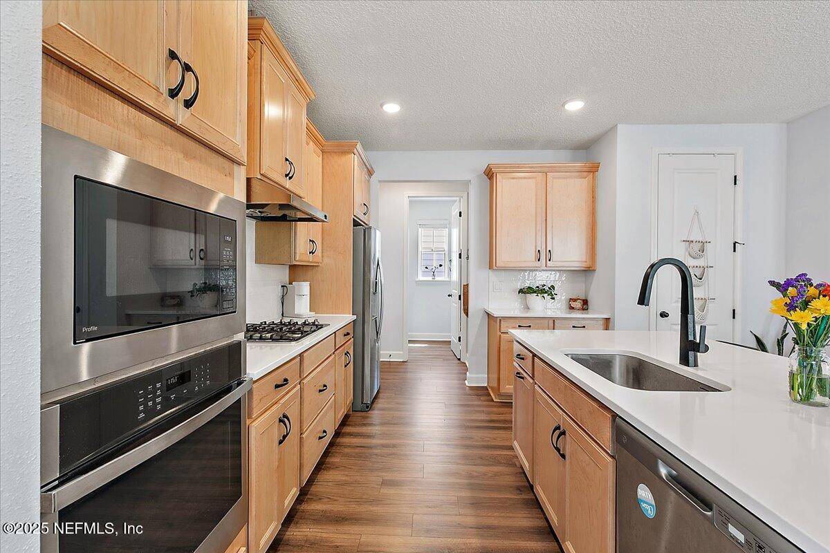 Ponte Vedra, FL 32081,16 SPINNER DR