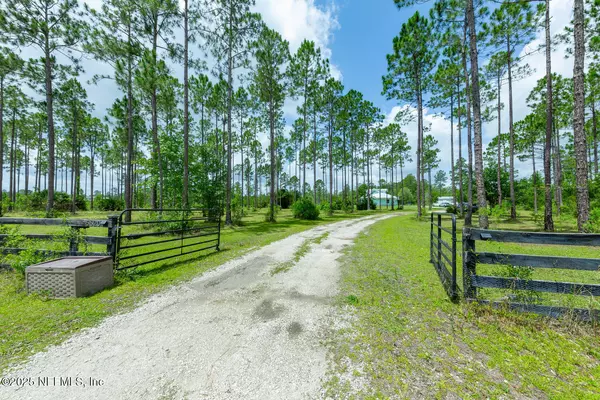 6620 SOLOMON RD, Jacksonville, FL 32234