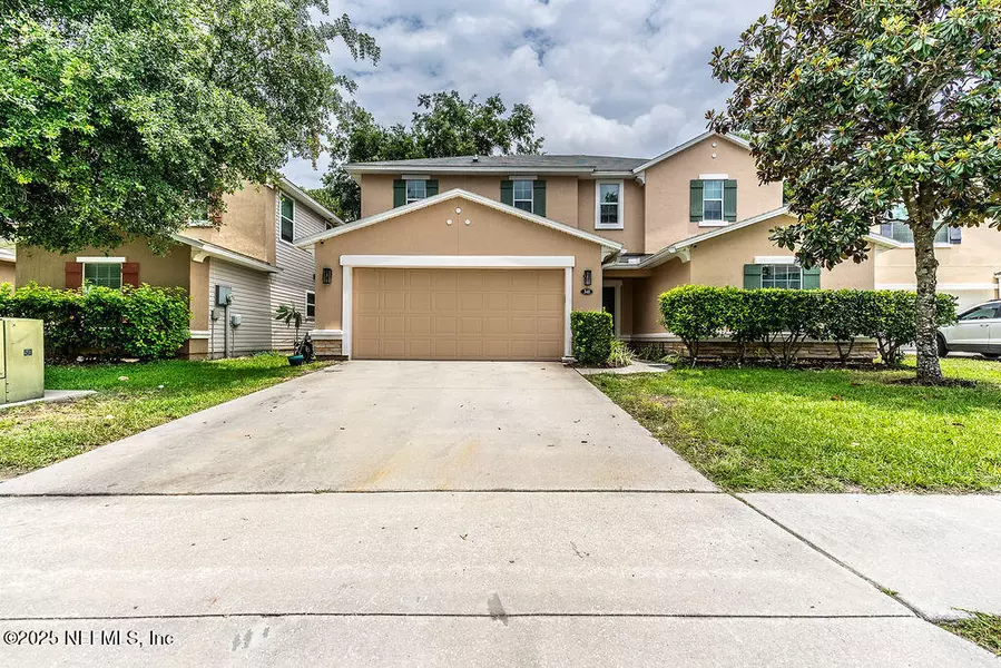 348 AUBURN OAKS RD E, Jacksonville, FL 32218