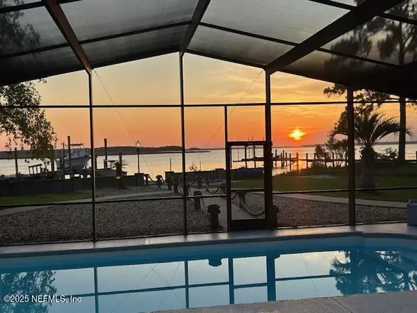 16026 SHARK RD W, Jacksonville, FL 32226