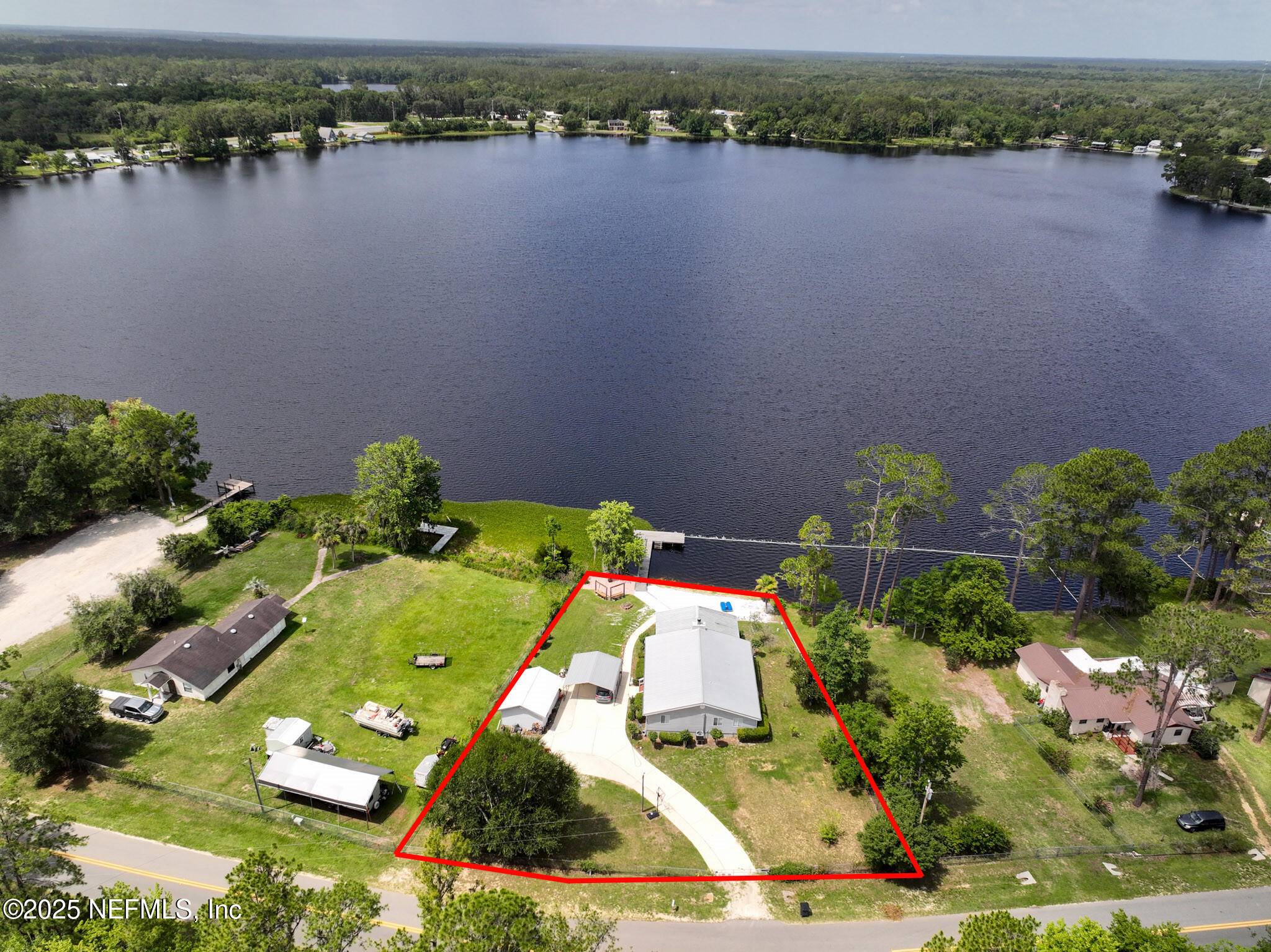 Interlachen, FL 32148,131 IDA BLVD