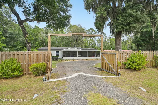 Yulee, FL 32097,86112 LOFTON CT