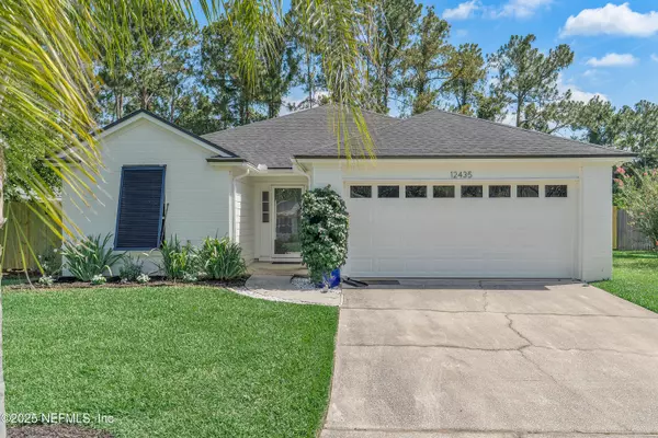 Jacksonville, FL 32224,12435 APPLE LEAF DR